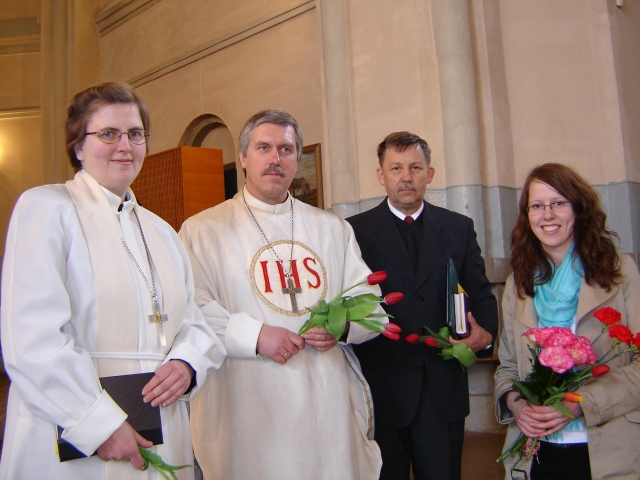Annika Laats, Mihkel Kukk ja Juhani Martikainen teenisid Rapla kirikus kontsert-jumalateenistusel ning Merle Lend hoolitses muusikalise poole eest.