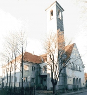 1938. a sisse pühitsetud ja 1990ndatel taas pühakojana kasutuse­le võetud Peeteli kirik. Foto: arhiiv