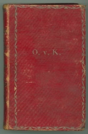 Nimetähed O. v. K. on 19. sajandi esimestel aastakümnetel valitseva ampiirstiilis punase marokäänköite esikaanel (Est.A3371).