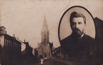 Richard Julius Paucker (24. november 1859 – 25. märts 1910) oli Narva Aleksandri koguduse esimene õpetaja. Repro