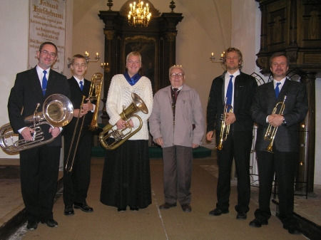 Kahro Kivilo (vasakult), Asko Mander, Kaili Pern, Viktor Neostus, Kaimo Klement ja Jaak Kruus. 