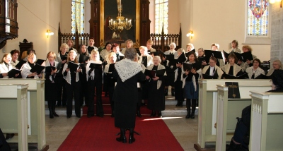 Tallinna Jaani koguduse naiskoor  juubelikontsedil. Foto: Marju Raabe