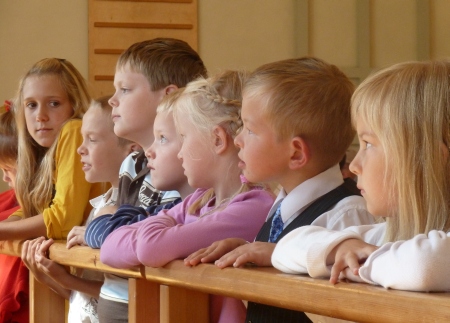 Läheb tarvis suurt tarkust ja kogemust, et kõnetada tänapäeva lapsi kirikus ka siis, kui nad suuremaks kasvavad. Mari Paenurm 