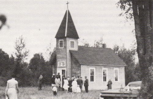 Eestlaste Irma küla kirik 1964. aastal Ameerika Ühendriikides Põhja-Wisconsini osariigis.  Foto ajakirjast Eesti Kirik, 1991