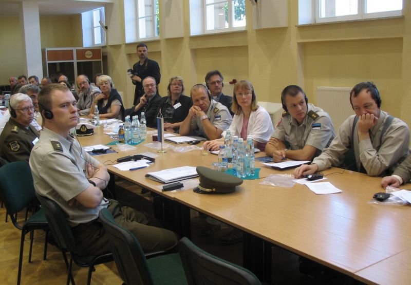 Eesti kaplanid Baltimaade kaplanite konverentsi avaistungil Poola mereväeakadeemias